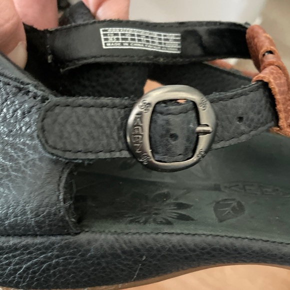 Keen Black Sandals Sz 8 - Picture 7 of 9